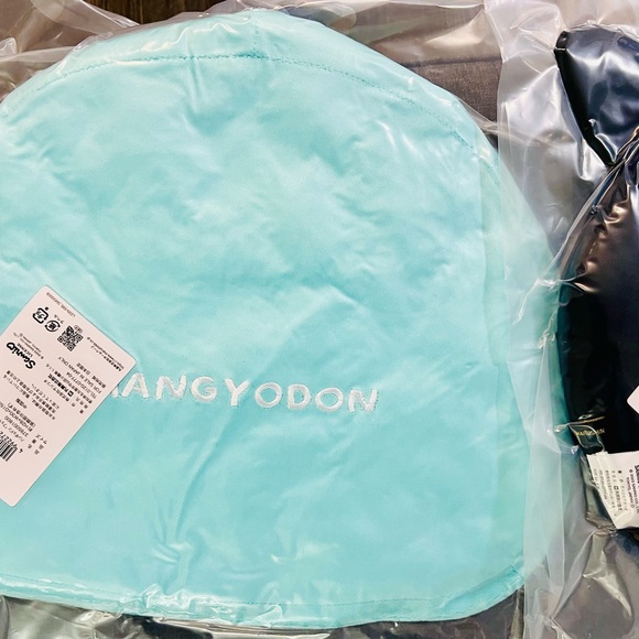 Sanrio Face Cushions (Hangyodon / Badtz Badtzmaru) - Picture 4 of 5